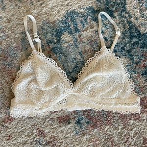 Beautiful Off-White Bralette - Size XL